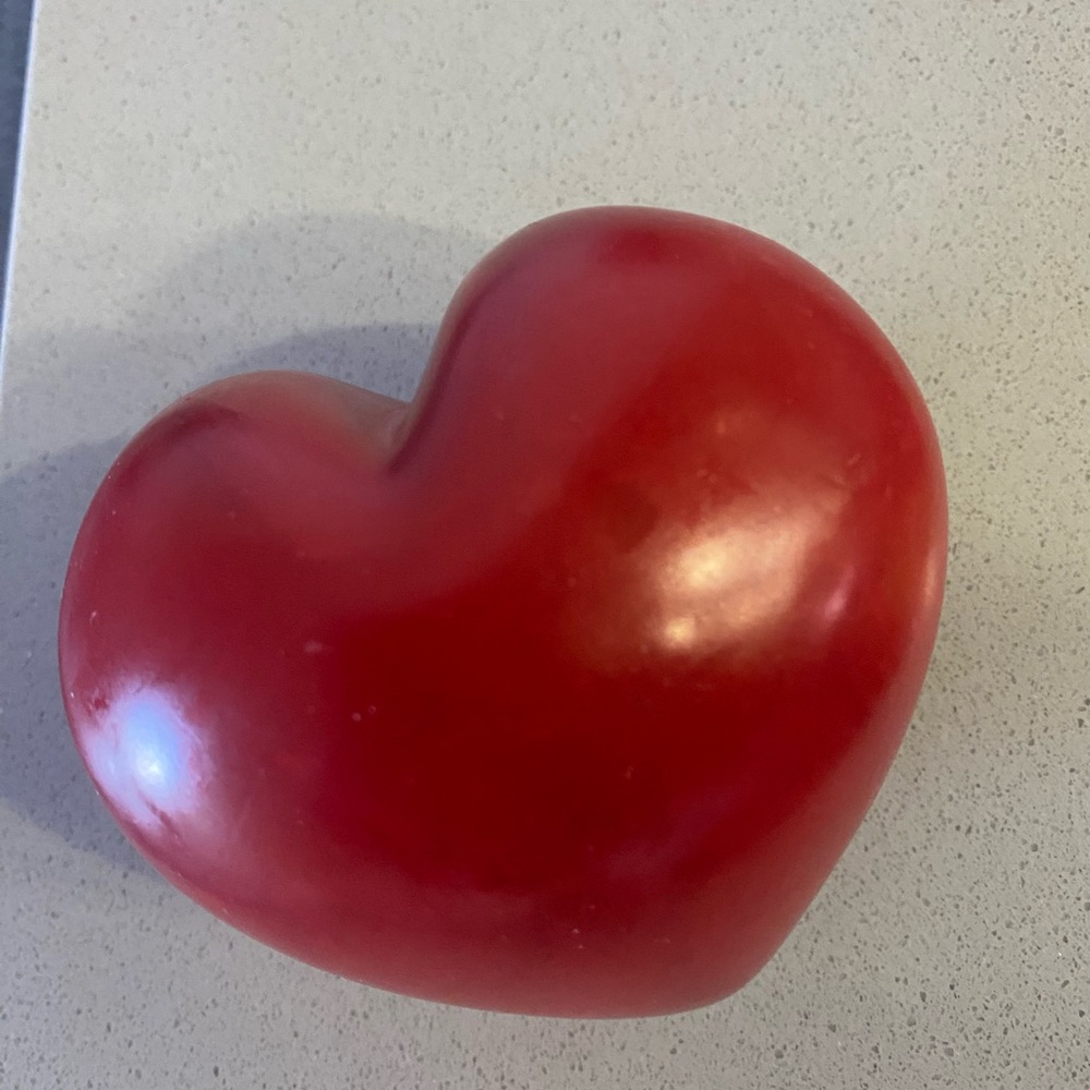 Hudson Grace Red Heart-Shaped paper weight